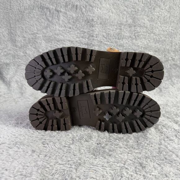 Marc Fisher Izzie Lace Up Boots Tan Suede Combat Boots Women's Size 6 Lug Sole - Picture 6 of 12